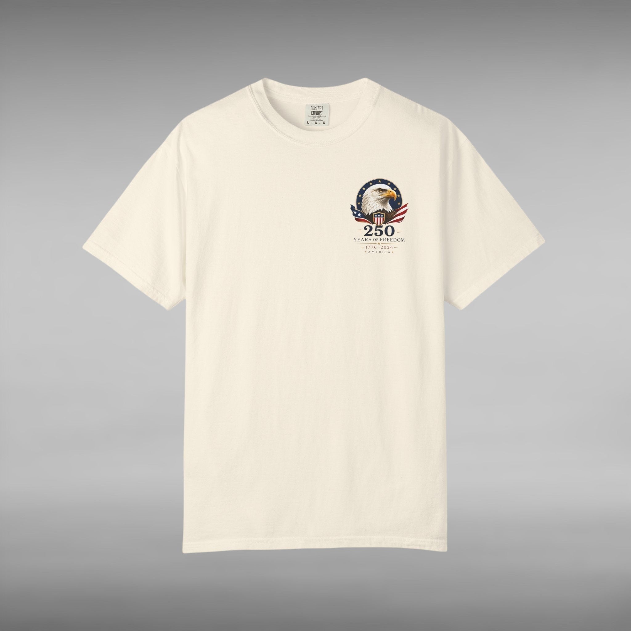 Move Vibe cream garment-dyed cotton t-shirt with a small eagle and 250 years of freedom emblem on the chest